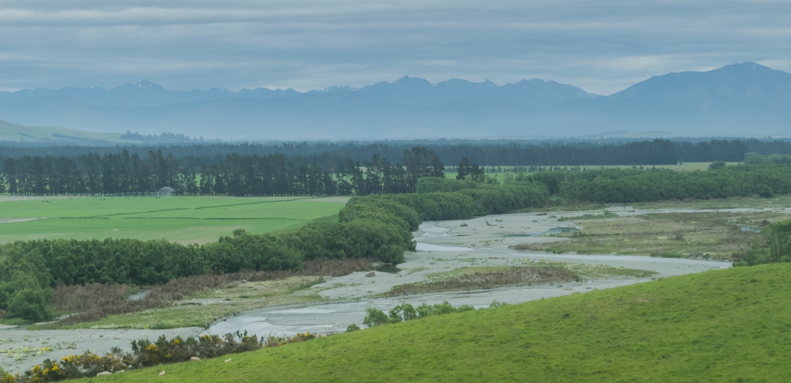 Oreti River near Lumsden in Southland