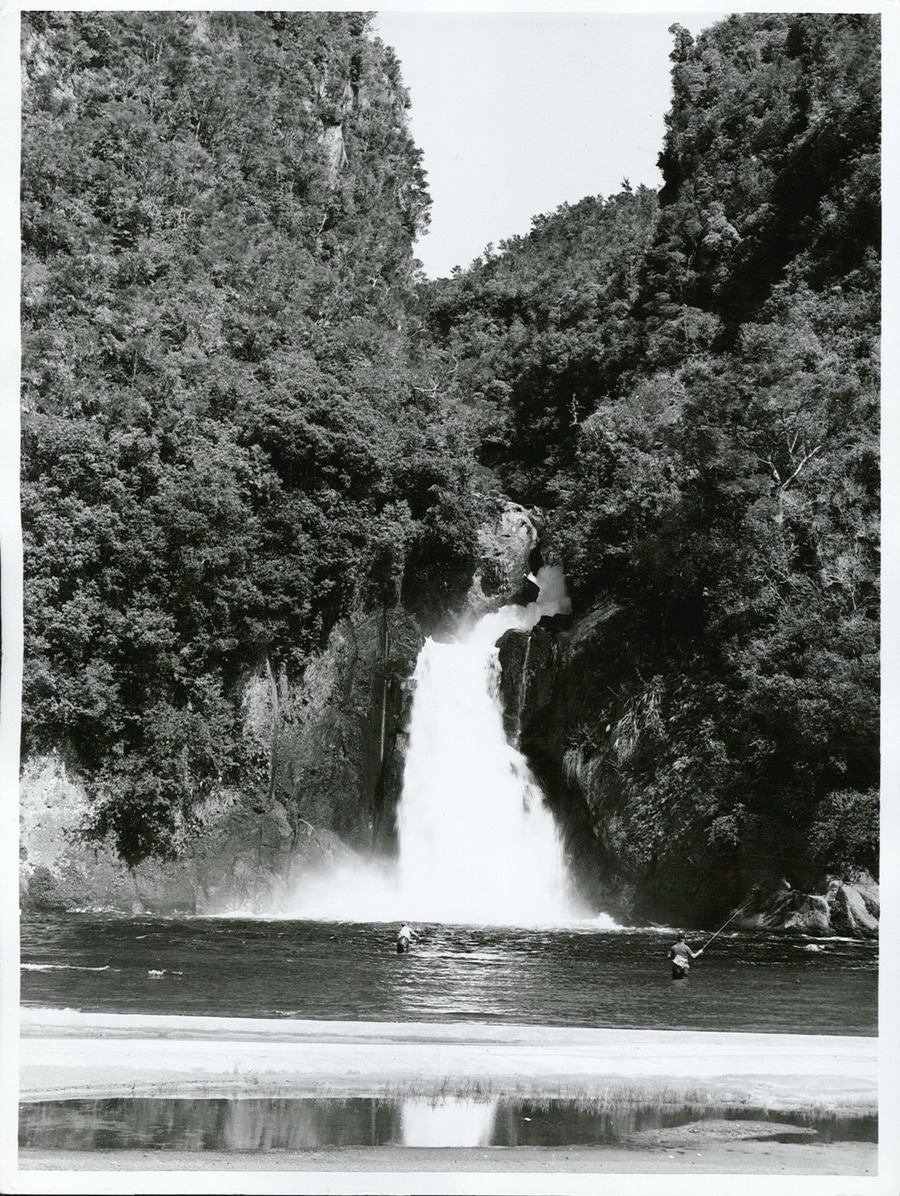 Fishing at Waihaha Falls near Lake Taupo, New Zealand